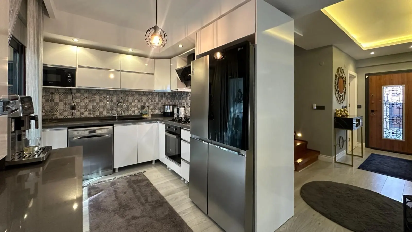 Fitted kitchen